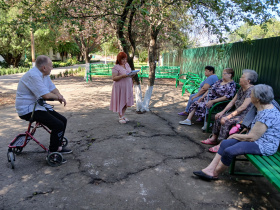 С Медовым Спасом поздравляем