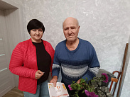 Больше, чем просто работа: в станице Григорополисской поздравили подопечных соцслужбы